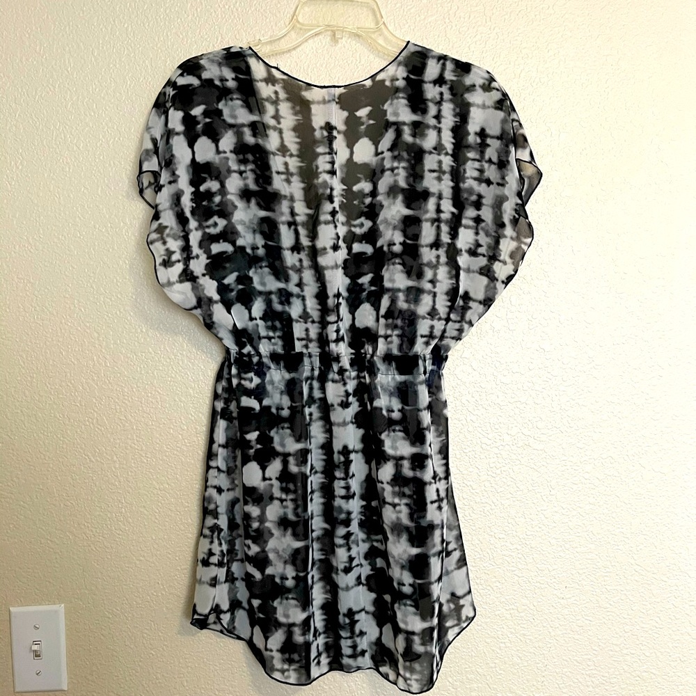 Miken Swim Coverup Small - Picture 2 of 5